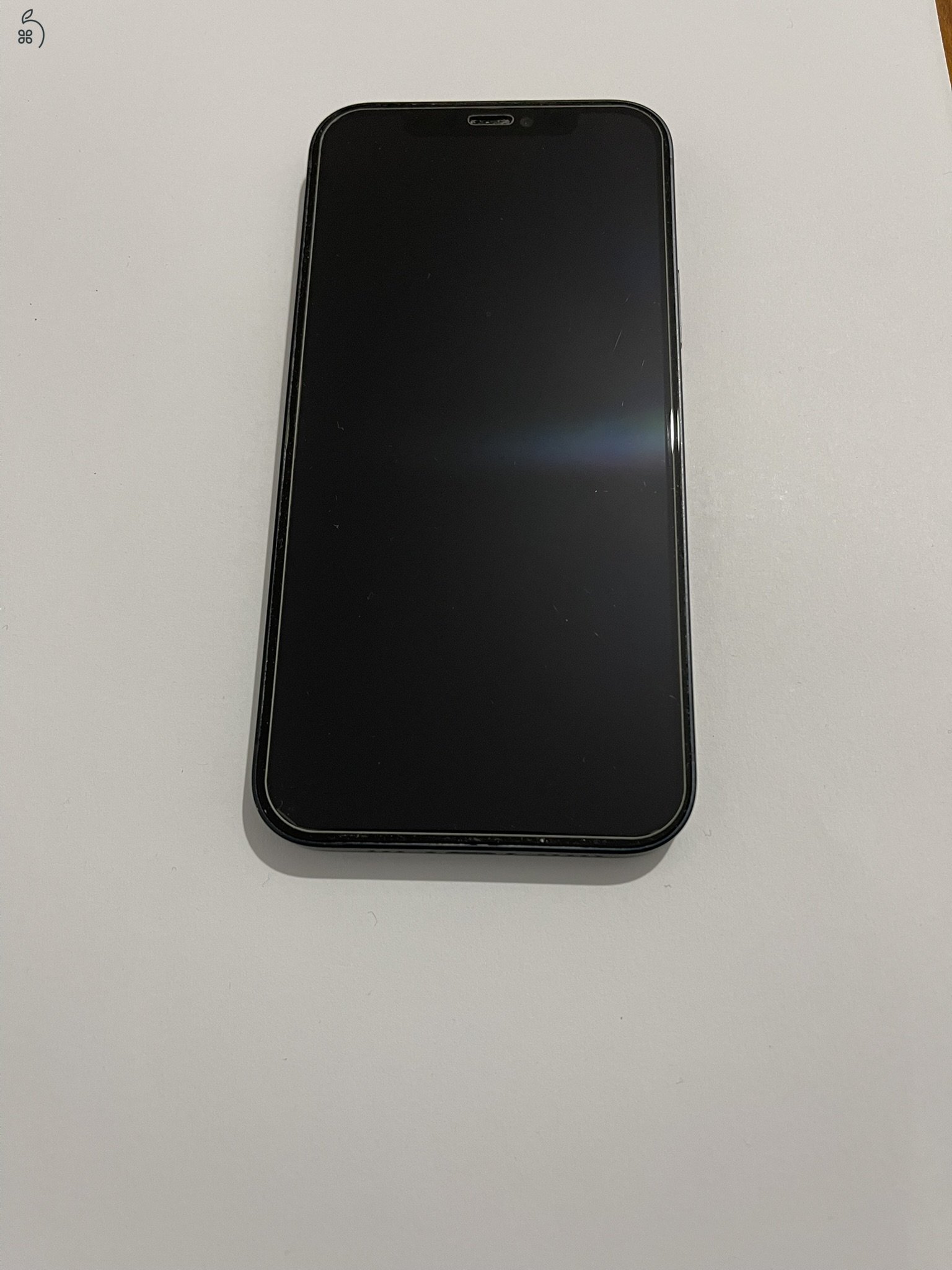 Eladó iPhone 12 fekete színben 128 GB tárhellyel 