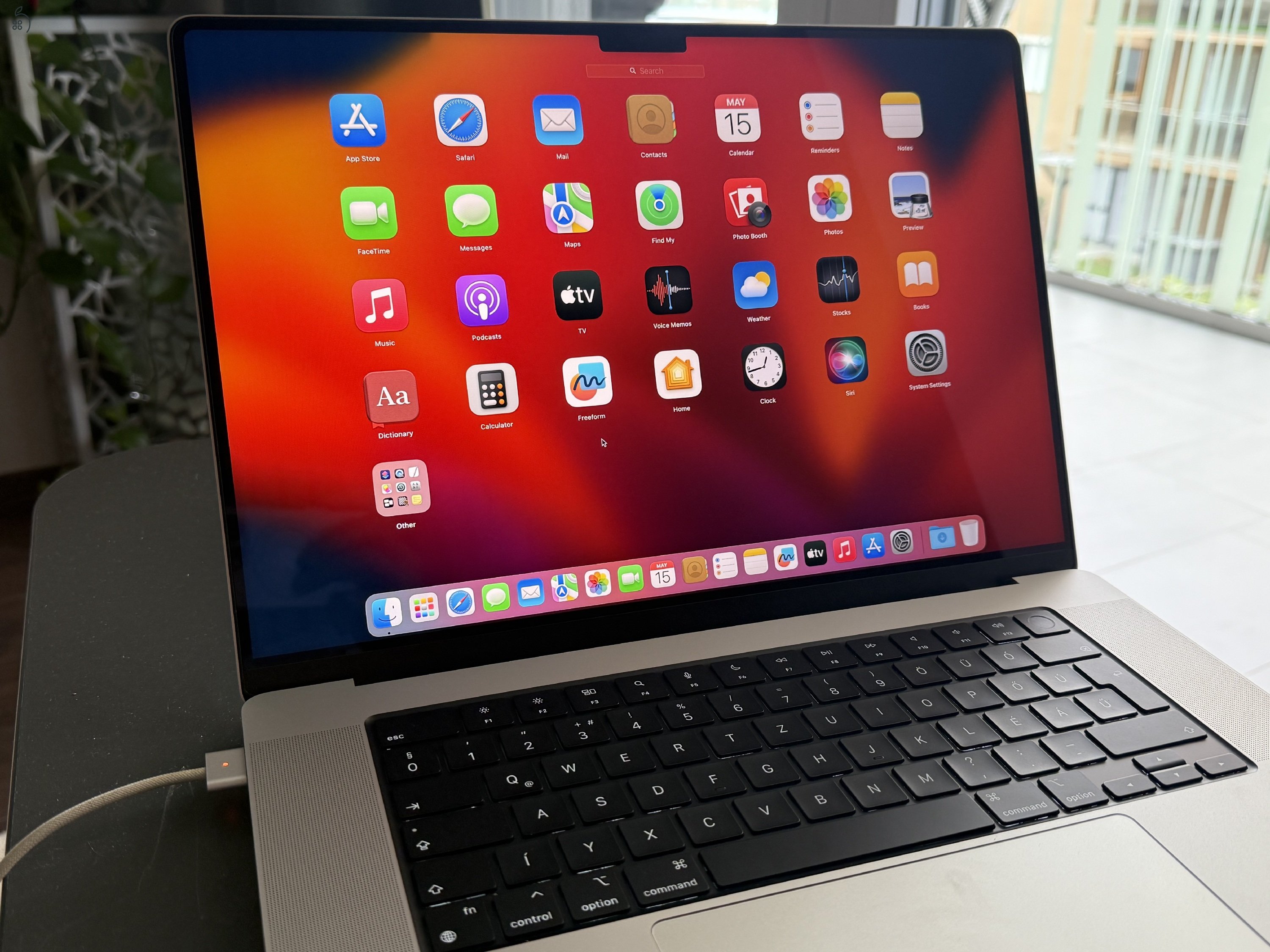 Újszerű MacBook Pro 16” Retina | 12 +19 magos M2 Pro | 16GB RAM | 512GB SSD | Újszerű állapot ????