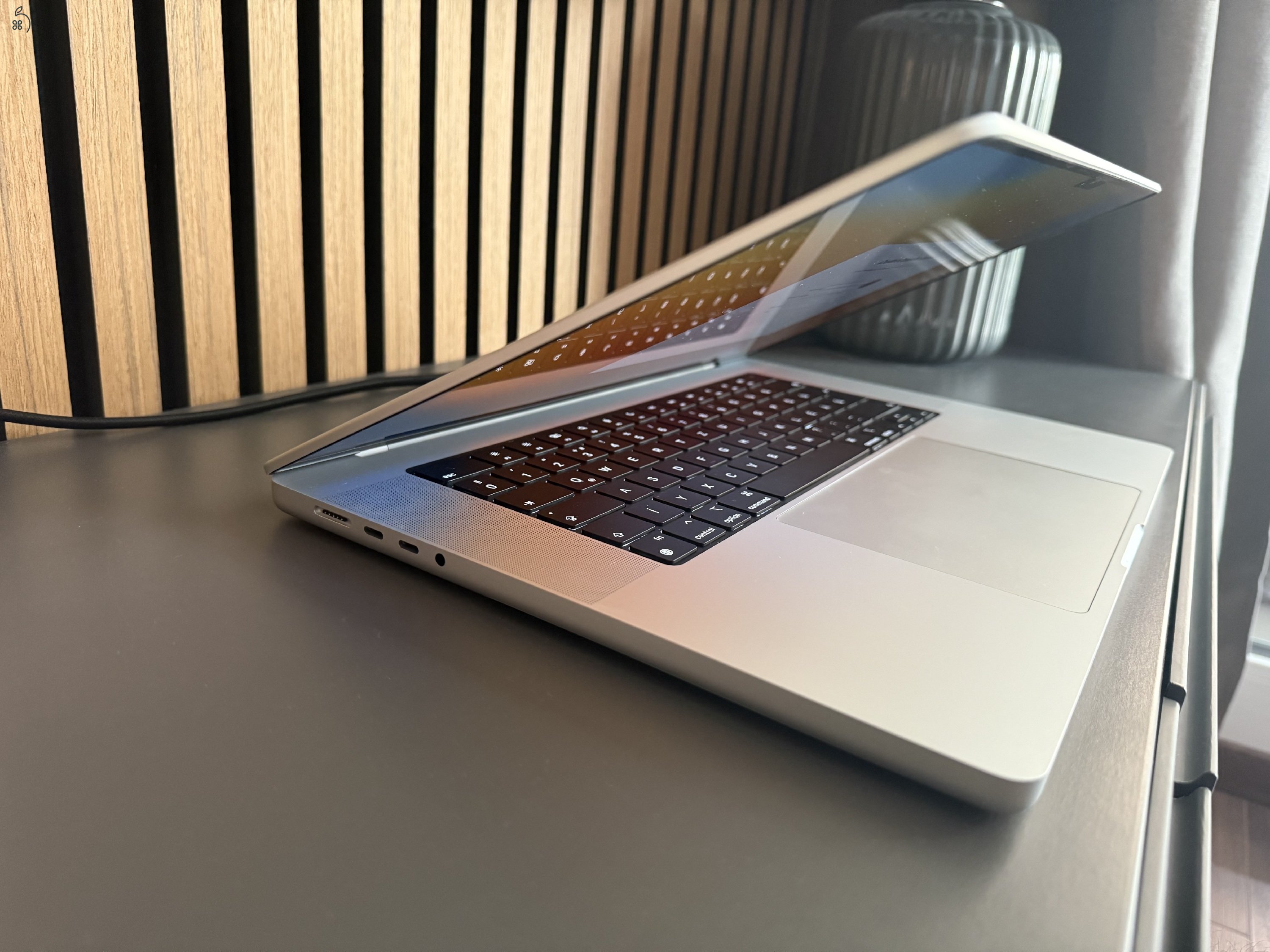Újszerű MacBook Pro 16” Retina | 12 +19 magos M2 Pro | 16GB RAM | 512GB SSD | Újszerű állapot ????