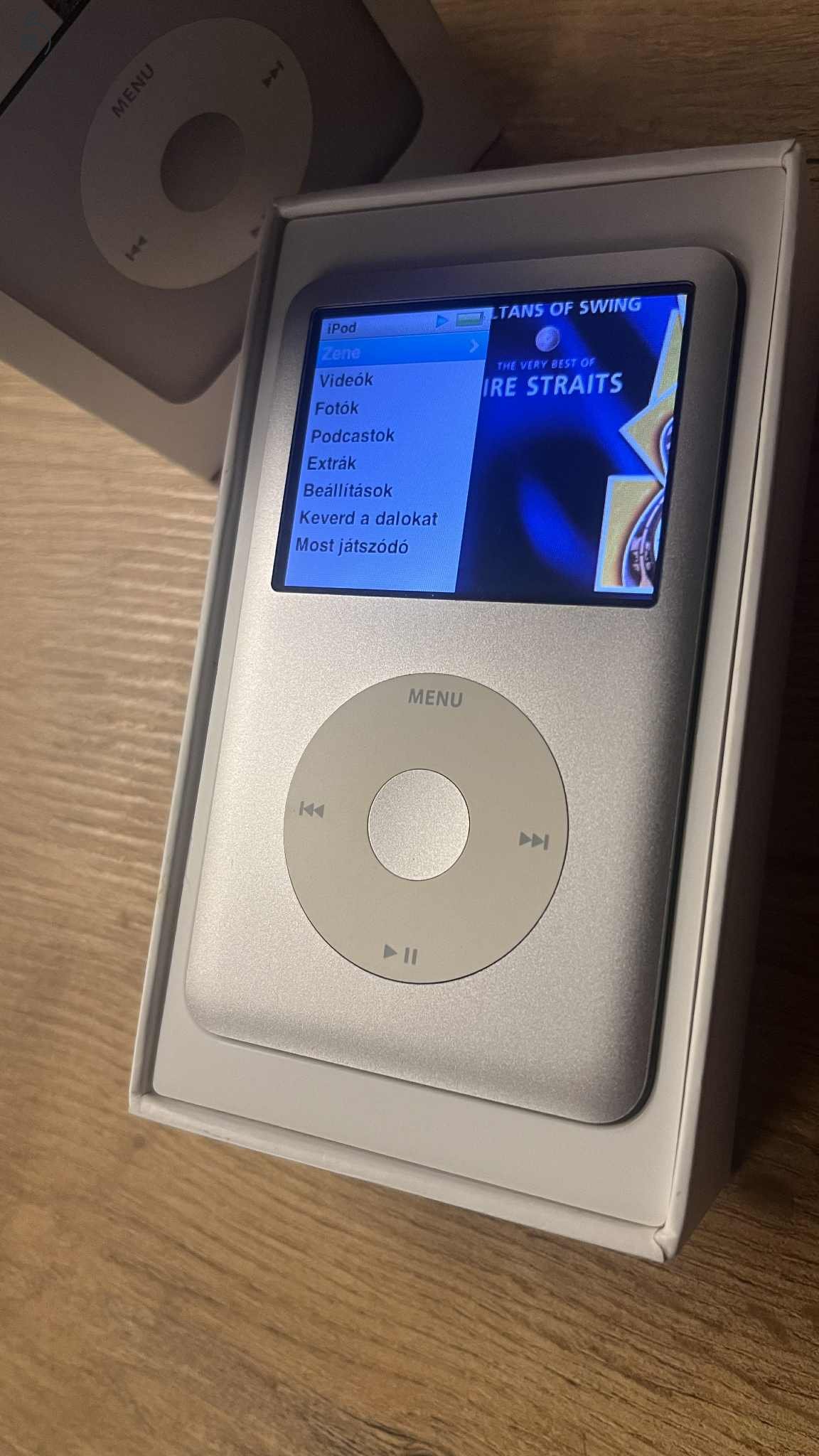Apple iPod Classic (7. generáció) 160 GB - ezüst