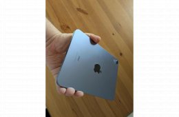 Ipad mini 6th gen (256 GB) tokkal és Apple pencillel.