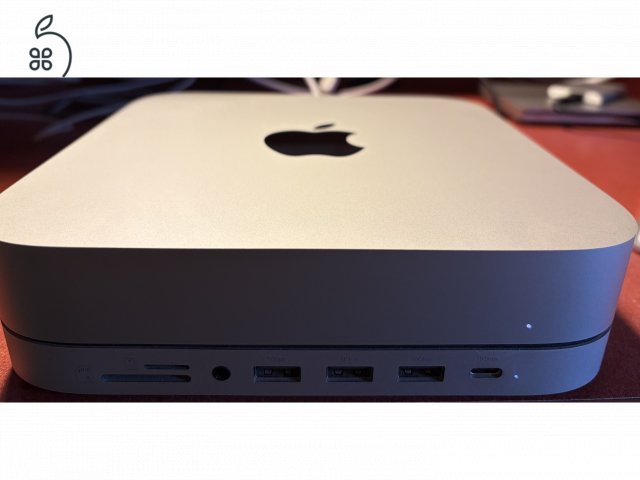 Mac Mini M2, 8 GB, 500 GB tárhely + Satechi Hub