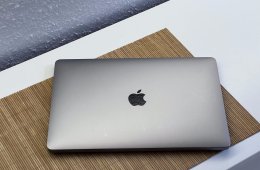 Hibátlan MacBook Air 2019 i5 13”128GB 2 ÉV Garanciával Számlával