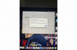 Apple Macbook