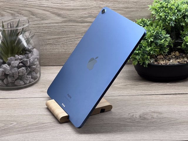 iPad Air 5th Blue 64GB 2 ÉV Garanciával Számlával 93% Akksi