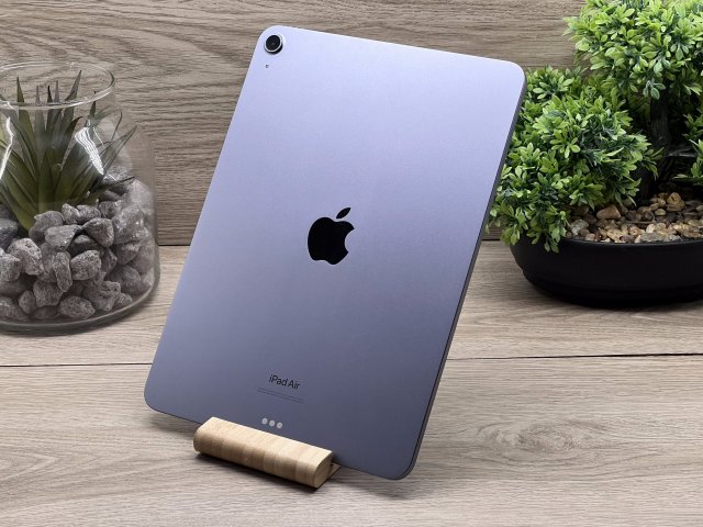 Hibátlan iPad Air 5th Space Gray 64GB 2 ÉV Garanciával Számlával