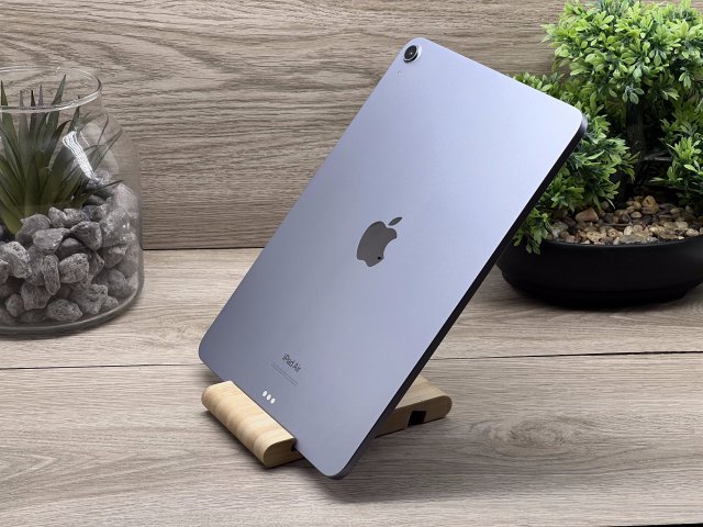 Hibátlan iPad Air 5th Space Gray 64GB 2 ÉV Garanciával Számlával