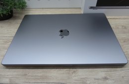 Apple MacBook Pro 16” (2021, M1 Pro) – Liquid Retina XDR + ProMotion 120 Hz, brutál üzemidő – 32 GB RAM – 512 GB SSD – Használt, újszerű – 10 ciklus / 100% akku – 3 hónap garancia