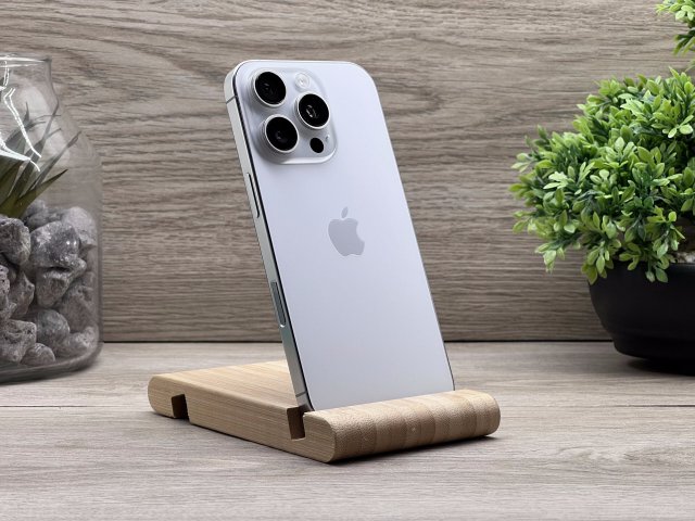 Hibátlan iPhone 16 Pro White Titanium 128GB 2 ÉV Garanciával Számlával 94% Akksi