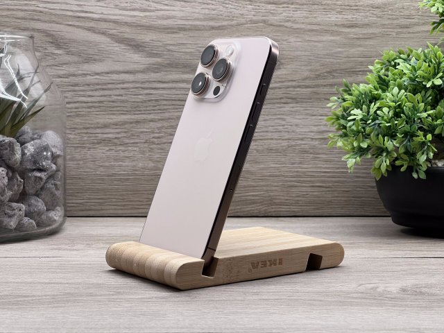 Hibátlan iPhone 16 Pro Desert Titanium 128GB 2 ÉV Garanciával Számlával 94% Akksi