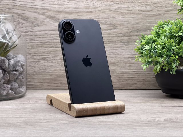 Hibátlan iPhone 16 Black 128GB 2 ÉV Garanciával Számlával 100% Akksi