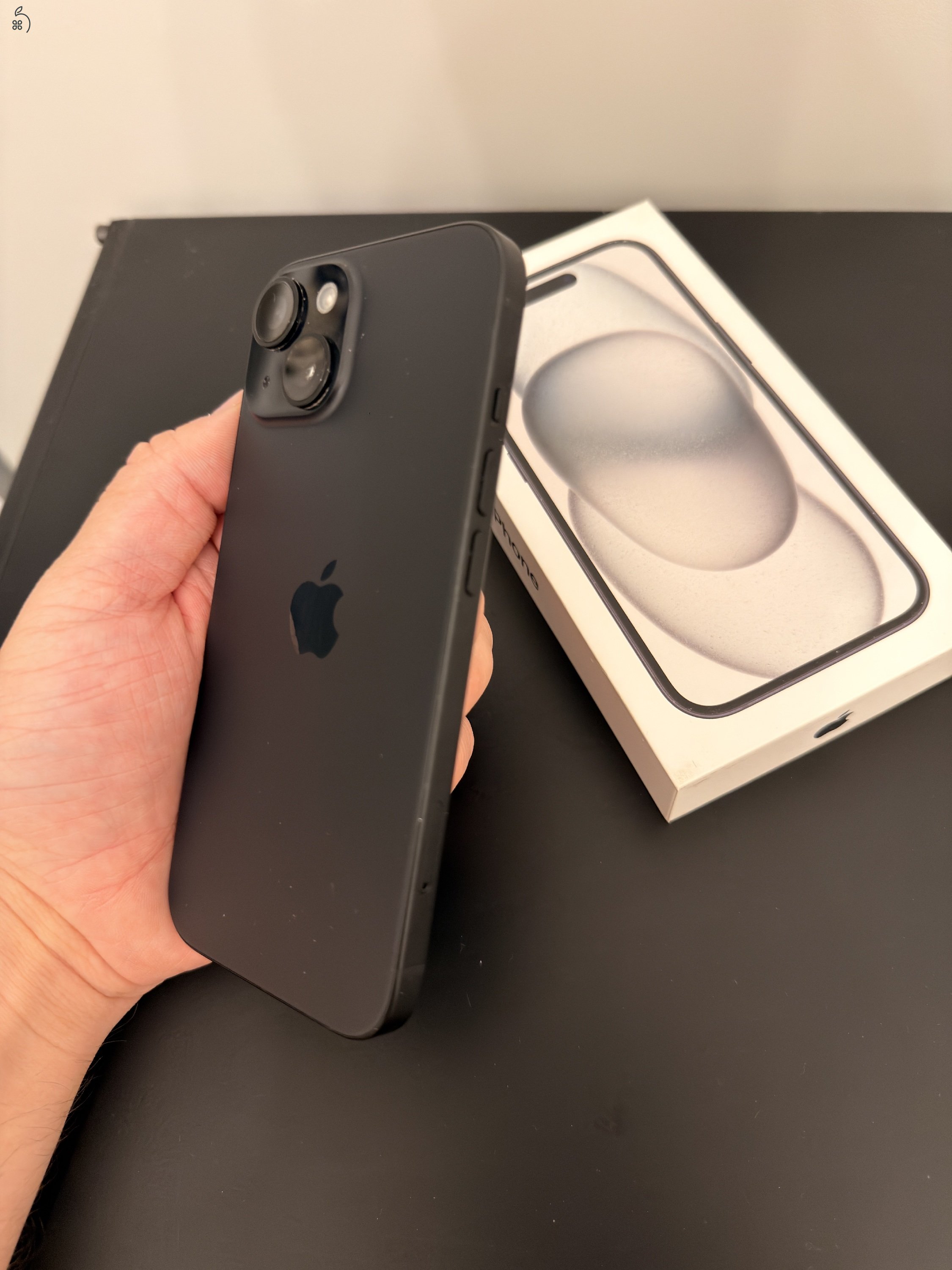 Eladó iPhone 15 – 128 GB – Fekete – Hibátlan, karcmentes állapotban!