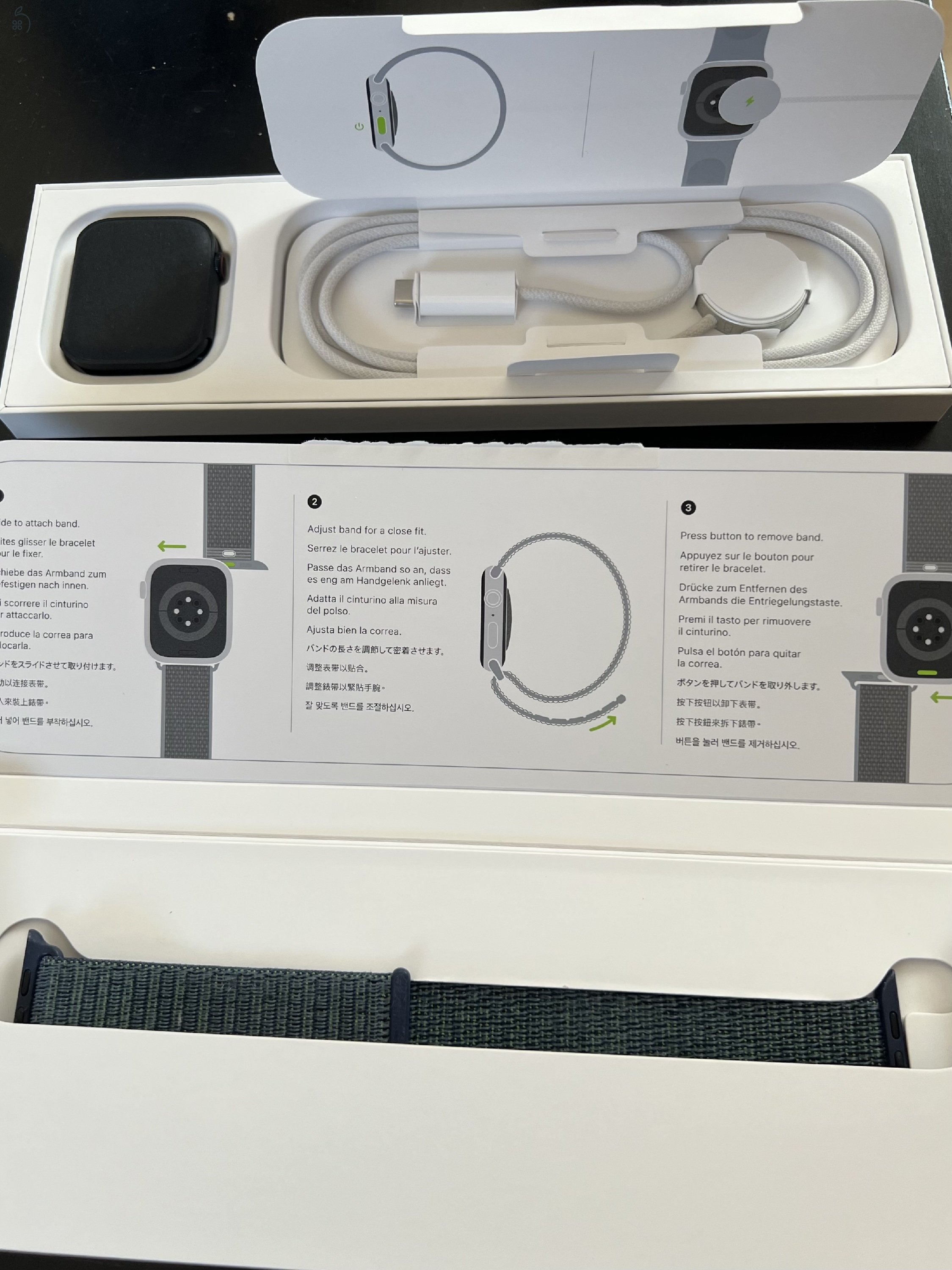 Apple Watch S9 ESIM Éjfekete 45 mm Midnight Loop