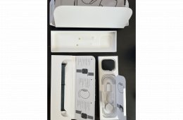 Apple Watch S9 ESIM Éjfekete 45 mm Midnight Loop