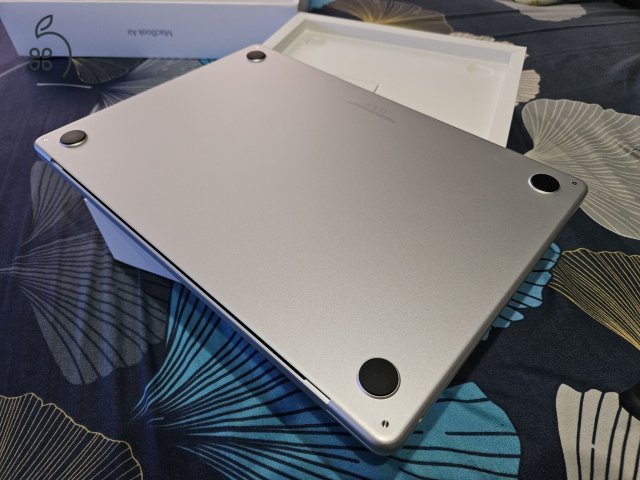 apple macbook air m3 15 hüvelyk