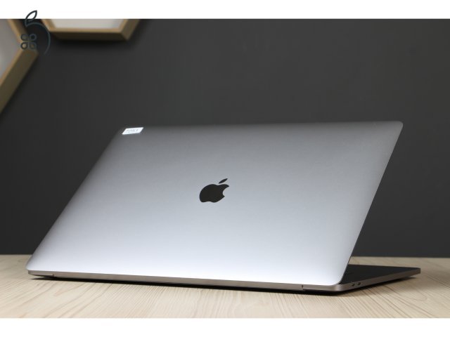 Apple Macbook Pro 15