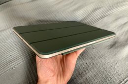 ÚJ (3 hónapos) M3 iPad Air (11”, 128 GB, csillagfény) + Magic Keyboard (magyar)