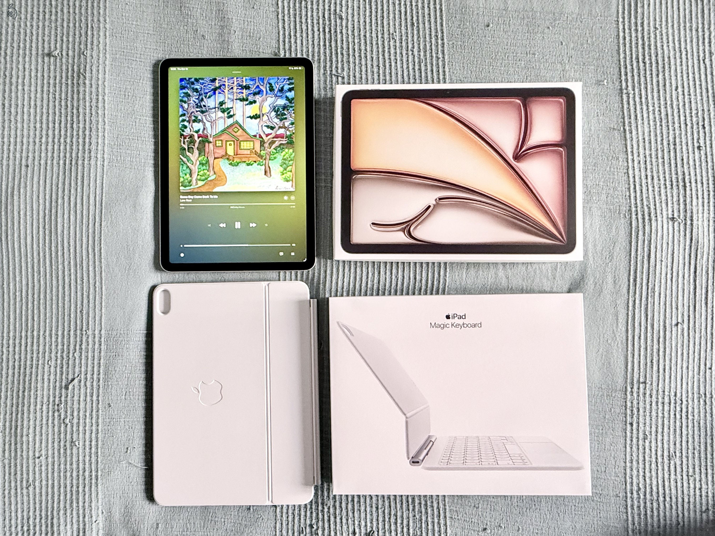 ÚJ (3 hónapos) M3 iPad Air (11”, 128 GB, csillagfény) + Magic Keyboard (magyar)