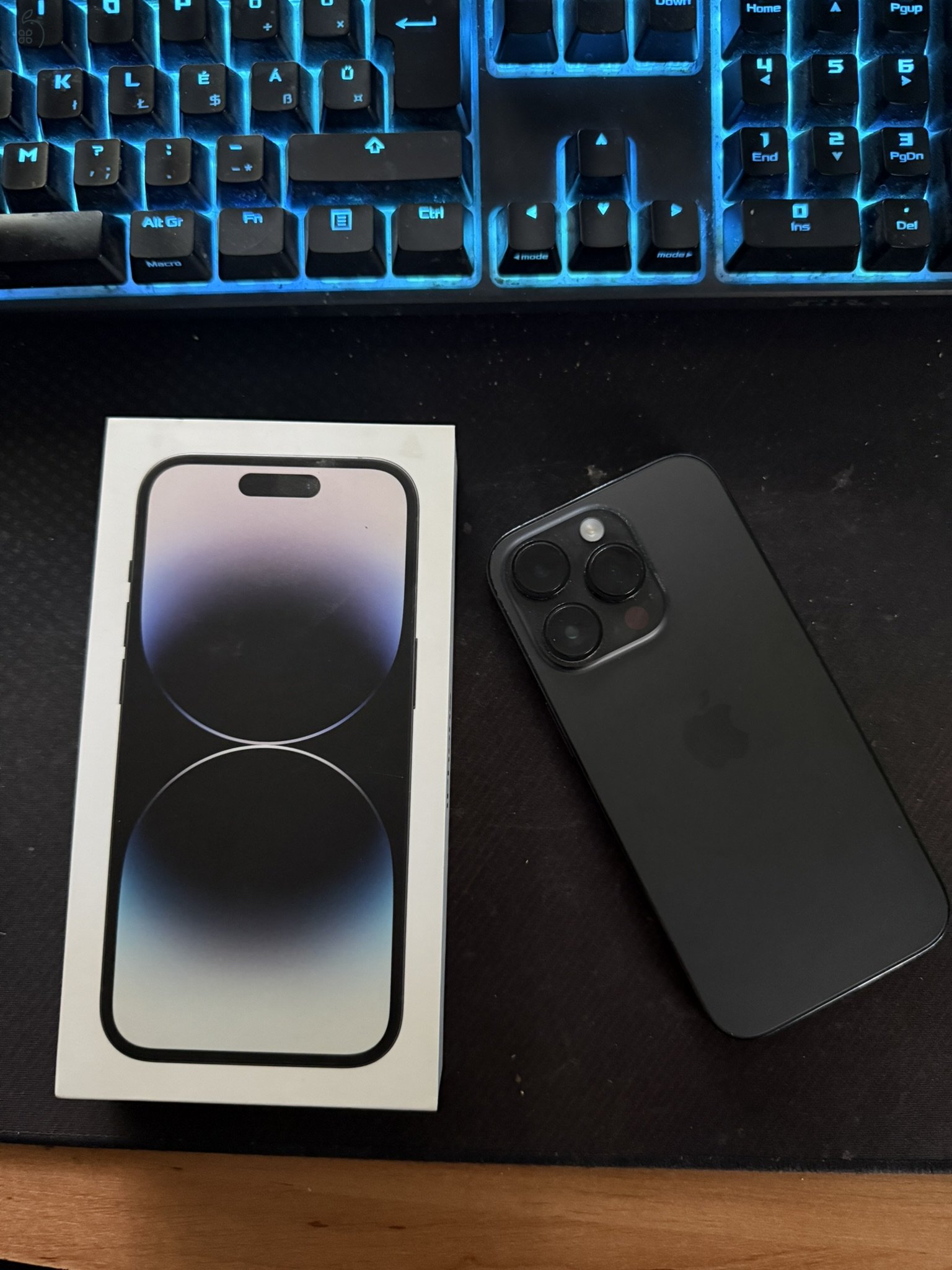 iPhone 14 Pro - 128 GB - Fekete - Független -