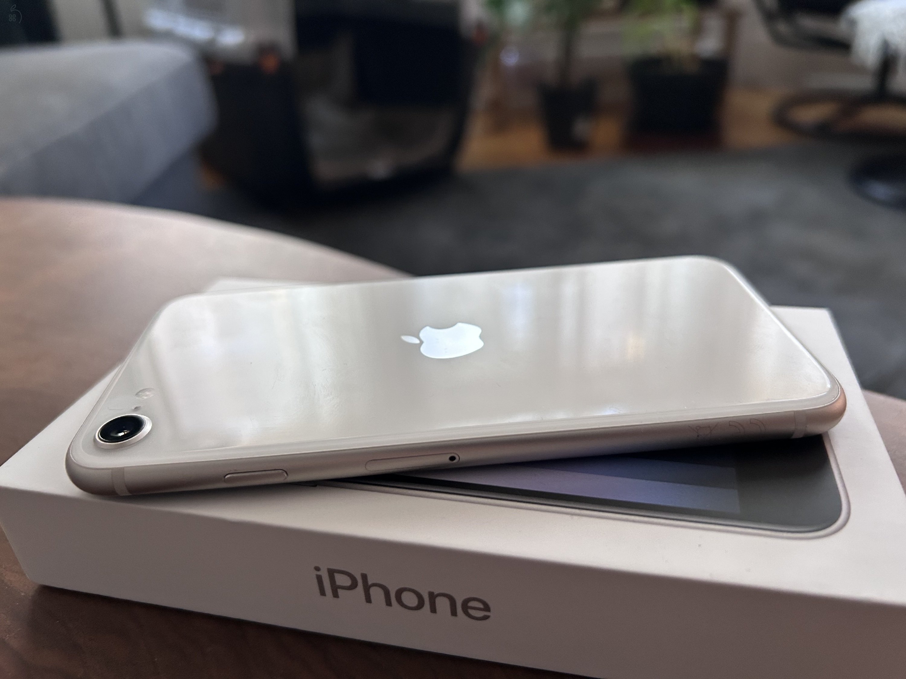 iPhone SE (3. generáció)