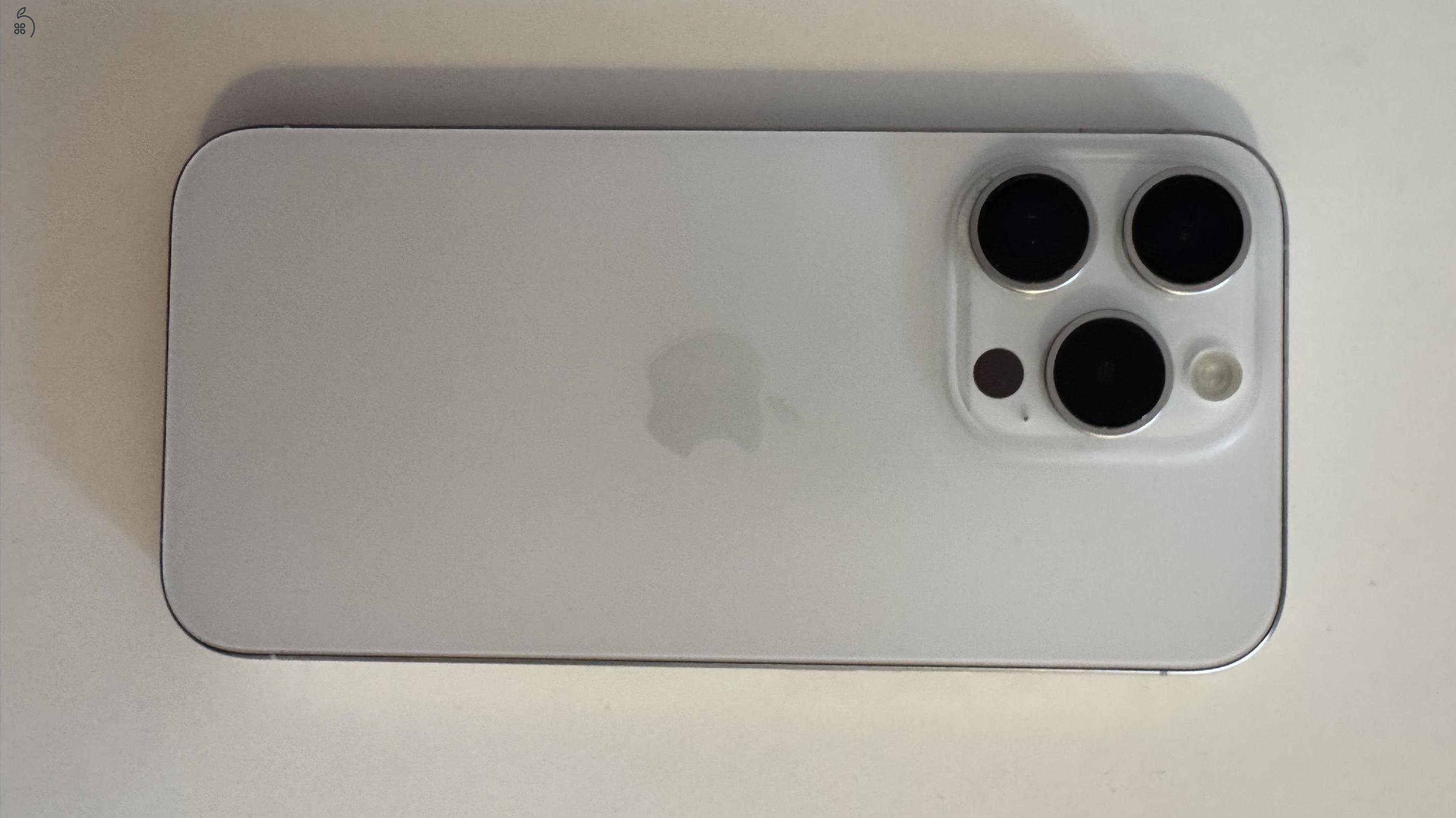 iPhone 15 Pro fehér 256GB hibátlan állapot