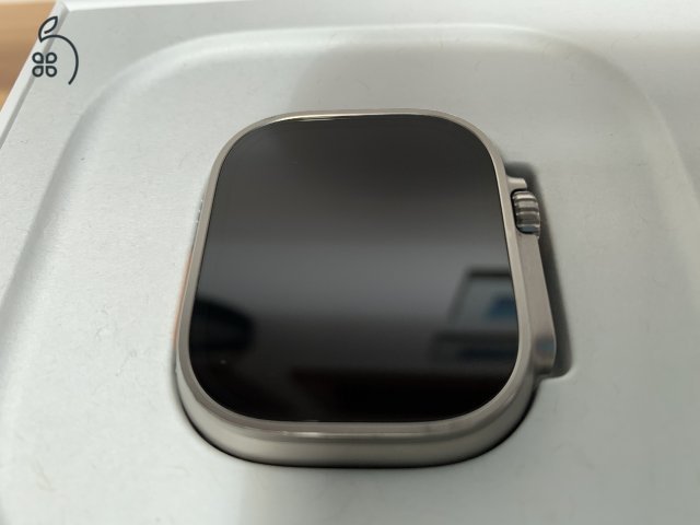 Apple Warch Ultra 2 Cellular 49mm újszerű + Navy Blue szíj