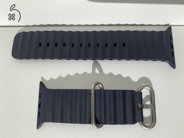 Apple Warch Ultra 2 Cellular 49mm újszerű + Navy Blue szíj