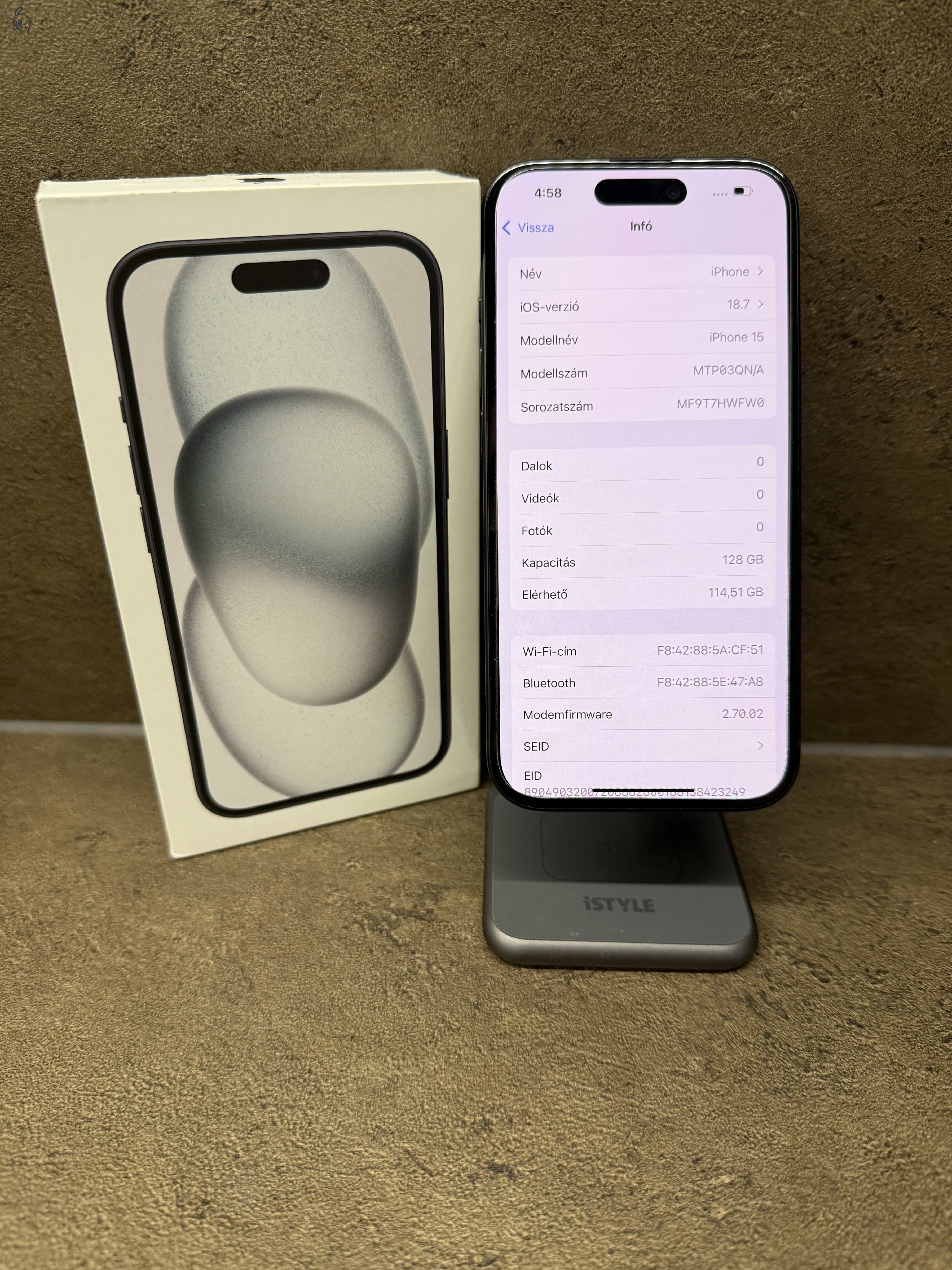 Eladó újszerű iPhone 15 128 GB Fekete, gyárilag független! 