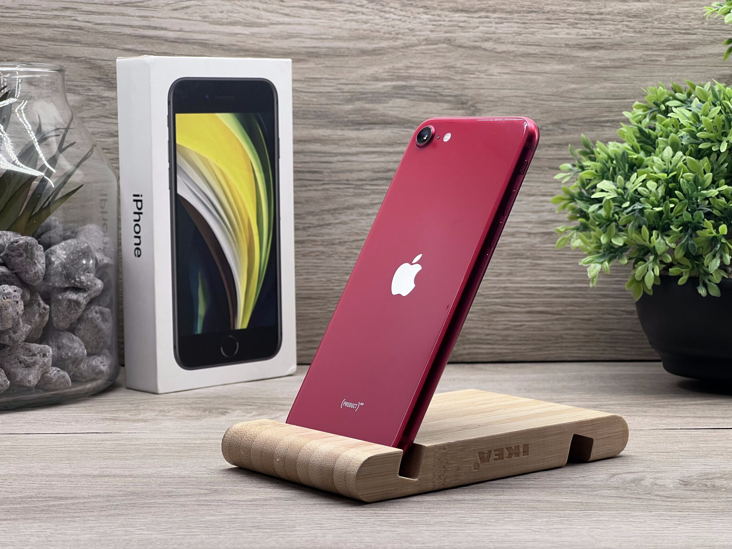 iPhone SE 202 64GB 2 ÉV Garanciával Számlával 100% Akku