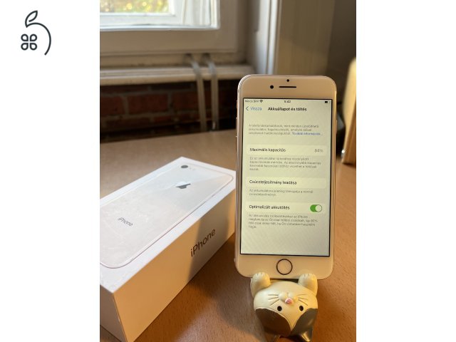 Gold iPhone 8 64GB