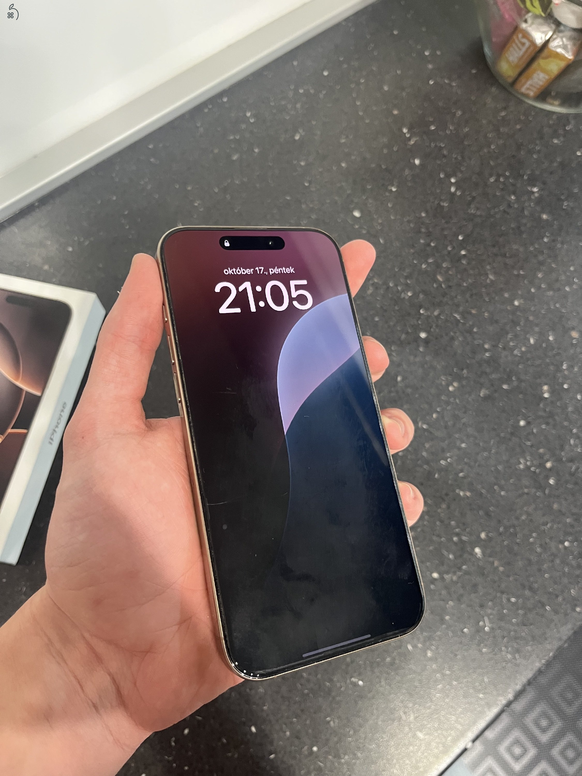 Eladó iphone 16 pro max, sivatagszínű, 256gb, 100%os akkumulátor, számla, 2026 ápr. ig garancia, kártyafüggetlen.