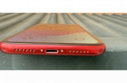 iPhone 11 Piros 64 GB