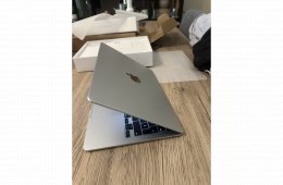Apple Macbook M4 13 256gb 16gb