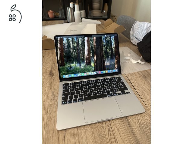 Apple Macbook M4 13 256gb 16gb