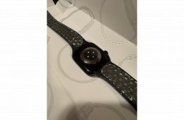 Apple Watch Series 10 46 mm Jet black + Nike szíj