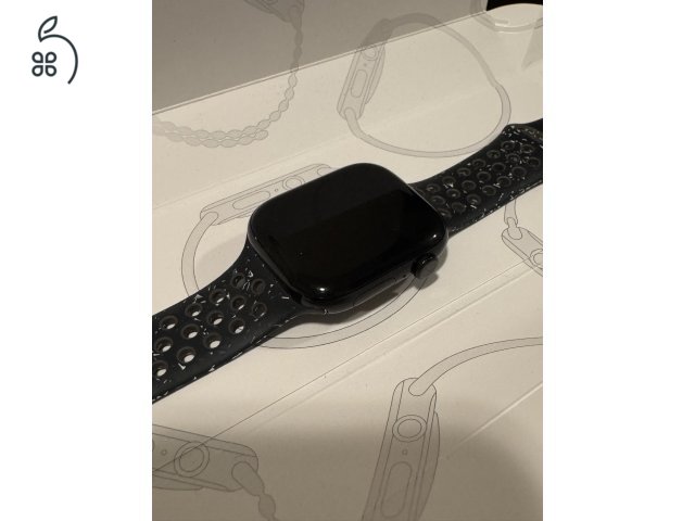 Apple Watch Series 10 46 mm Jet black + Nike szíj