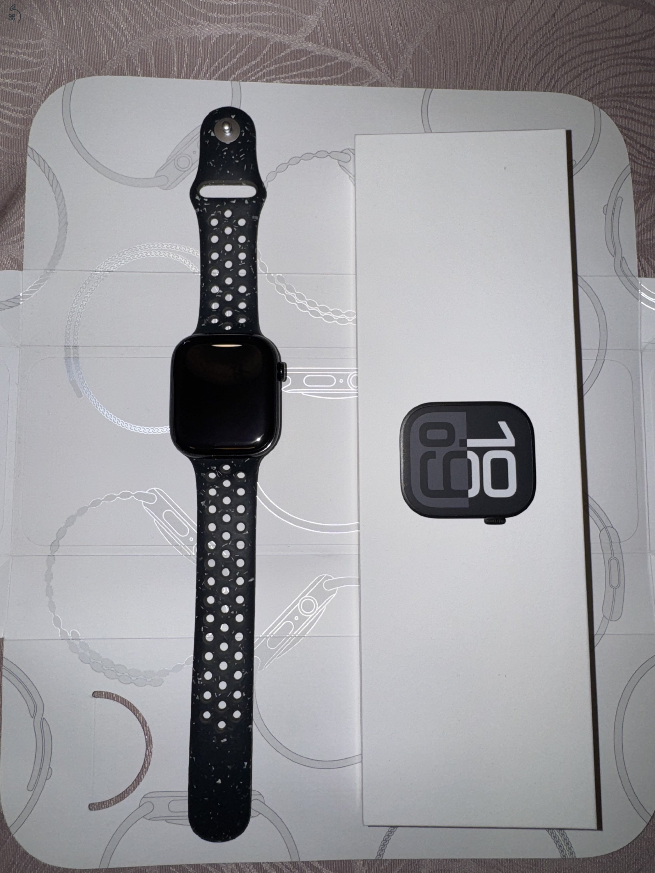 Apple Watch Series 10 46 mm Jet black + Nike szíj