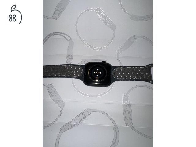 Apple Watch Series 10 46 mm Jet black + Nike szíj