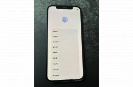 iPhone 12  --   kék  --  64 GB Sérült, szépséghibás.