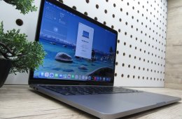 Apple MacBook Pro 13” (2020, M1) – Retina, halk erő, akár 17 óra – 16 GB RAM – 500 GB SSD – Használt, megkímélt – 77 ciklus / 91% akku – 3 hónap garancia