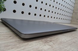 Apple MacBook Pro 13” (2020, M1) – Retina, halk erő, akár 17 óra – 16 GB RAM – 500 GB SSD – Használt, megkímélt – 77 ciklus / 91% akku – 3 hónap garancia