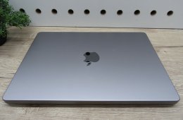 Apple MacBook Pro 14” (2021, M1 Max) – Liquid Retina XDR + ProMotion 120 Hz, brutál teljesítmény – 32 GB RAM – 1 TB SSD – Használt, karcmentes – 101 ciklus – 3 hónap garancia