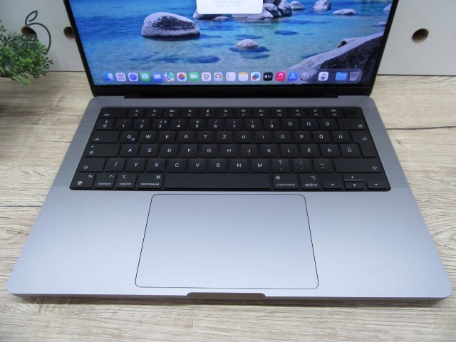 Apple MacBook Pro 14” (2021, M1 Max) – Liquid Retina XDR + ProMotion 120 Hz, brutál teljesítmény – 32 GB RAM – 1 TB SSD – Használt, karcmentes – 101 ciklus – 3 hónap garancia