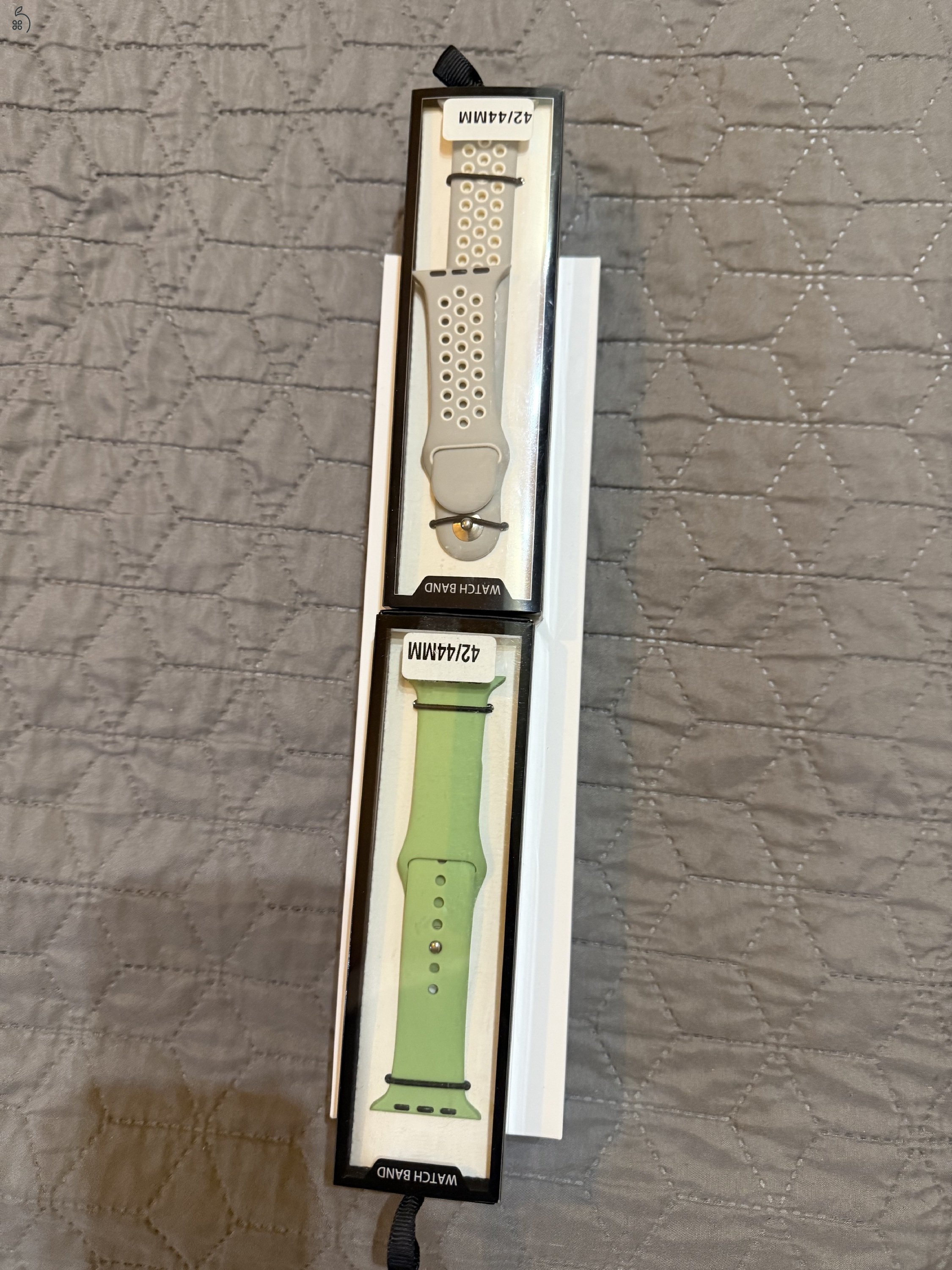 AJÁNDÉK SZÍJJAL, ELADÓ hibátlan, karcmentes Apple Watch6, silver