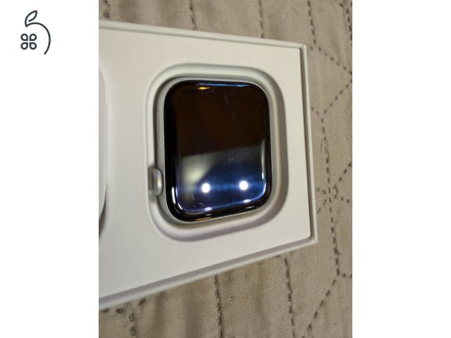 AJÁNDÉK SZÍJJAL, ELADÓ hibátlan, karcmentes Apple Watch6, silver