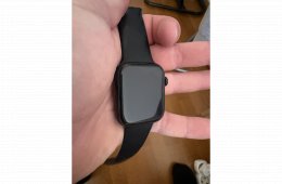 Apple watch SE 2 2022 makulátlan 44mm óra
