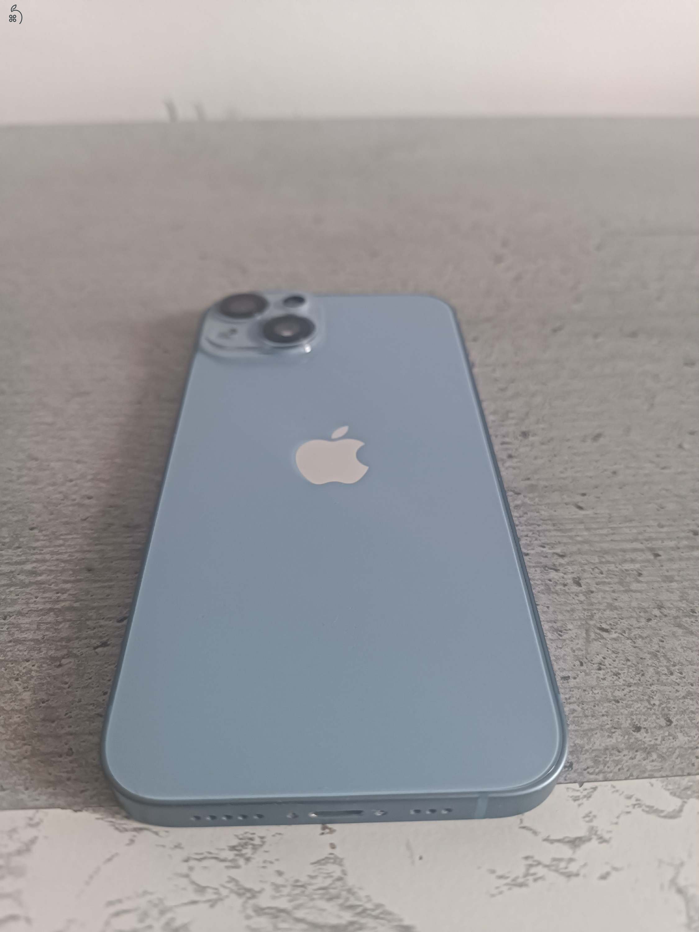 iPhone 14 újszerű állapotban 