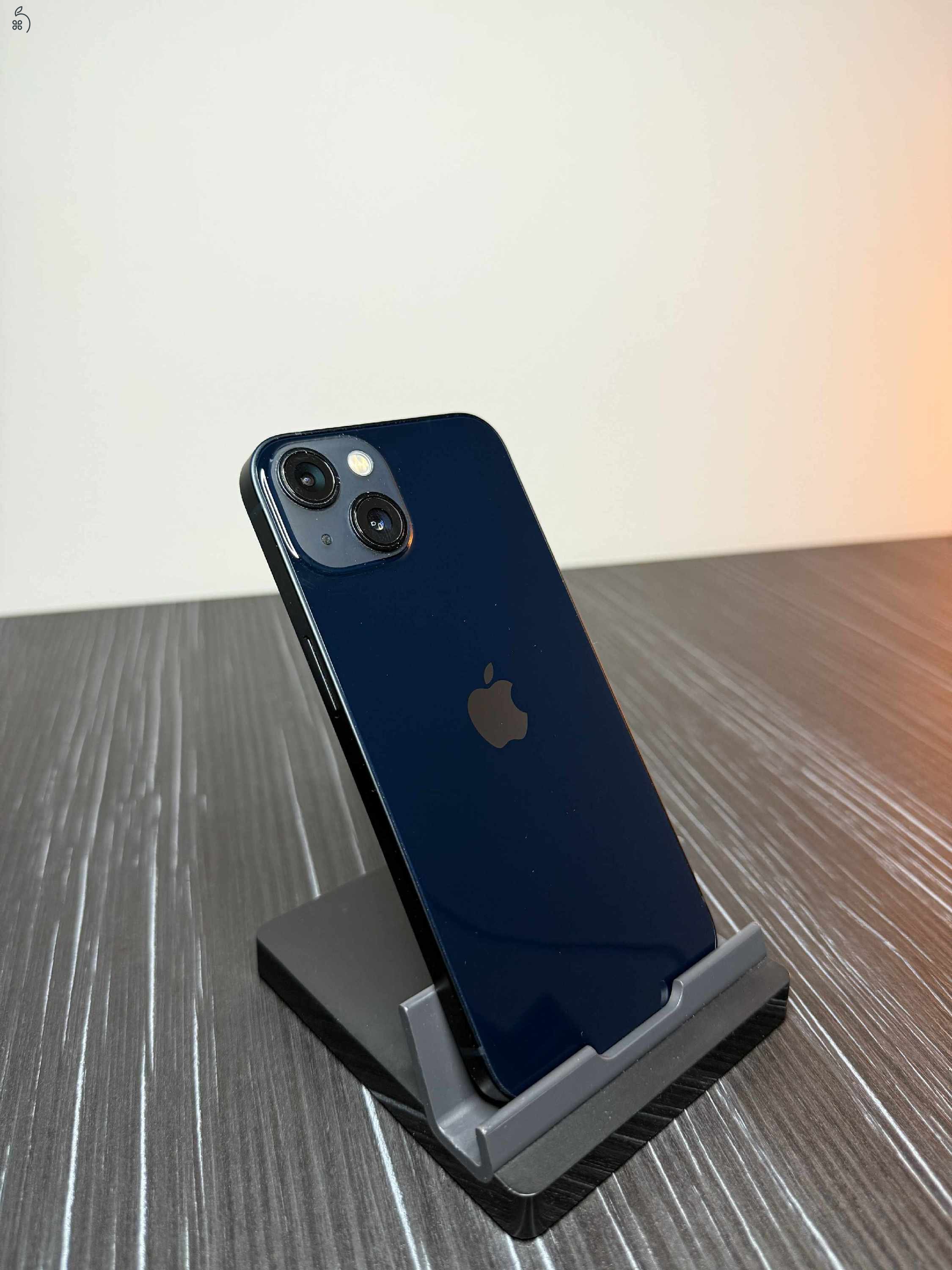 iPhone 13 Midnight 128GB, Szép állapotú, kártyafüggetlen