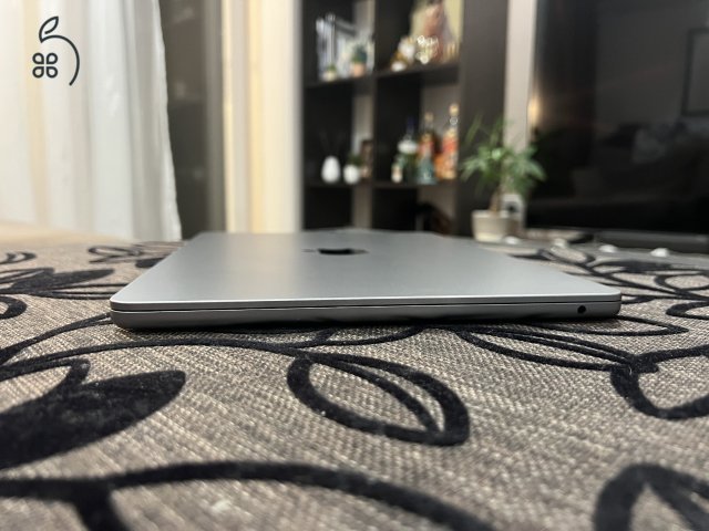 Apple MacBook Air M2 8GB 256GB Space Grey /Akku 86%/