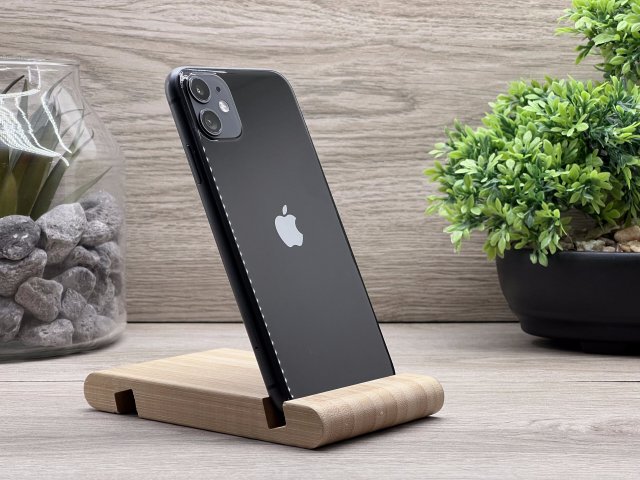 Hibátlan iPhone 11 Black 64GB 2 ÉV Garanciával Számlával 93% Akku